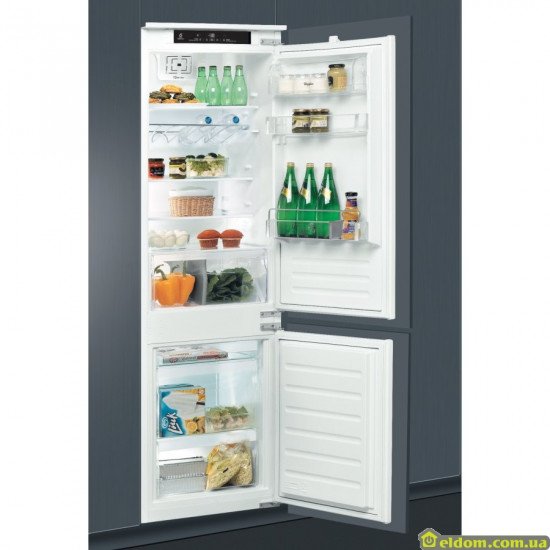 Холодильник, що вбудовується Whirlpool ART 7811 A+