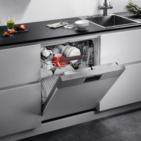 Встраиваемая посудомоечная машина AEG FES 5368 XZM